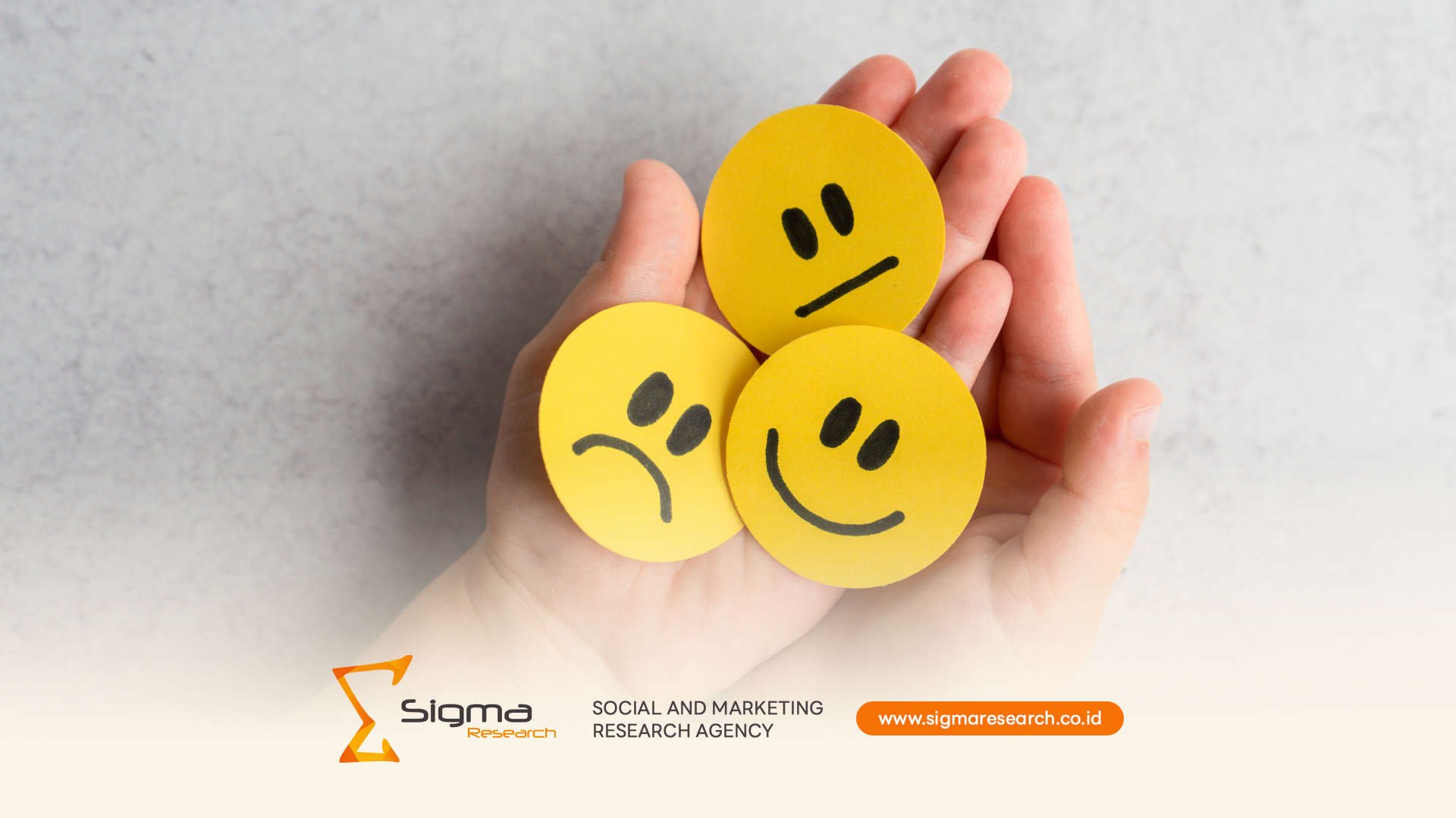 Visual kampanye Cartier Storytelling yang menggambarkan cinta dan ikatan melalui perhiasan heritage.